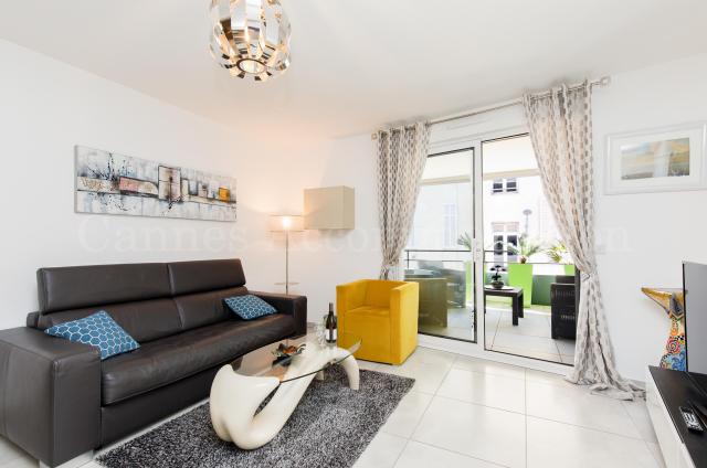 Regates Royales of Cannes 2024 apartment rental D -134 - Hall – living-room - HSUD0116 Terracotta