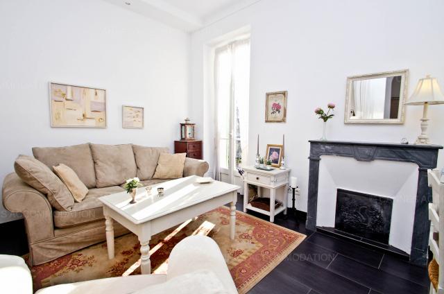 Regates Royales of Cannes 2024 apartment rental D -135 - Hall – living-room - Preyre 14