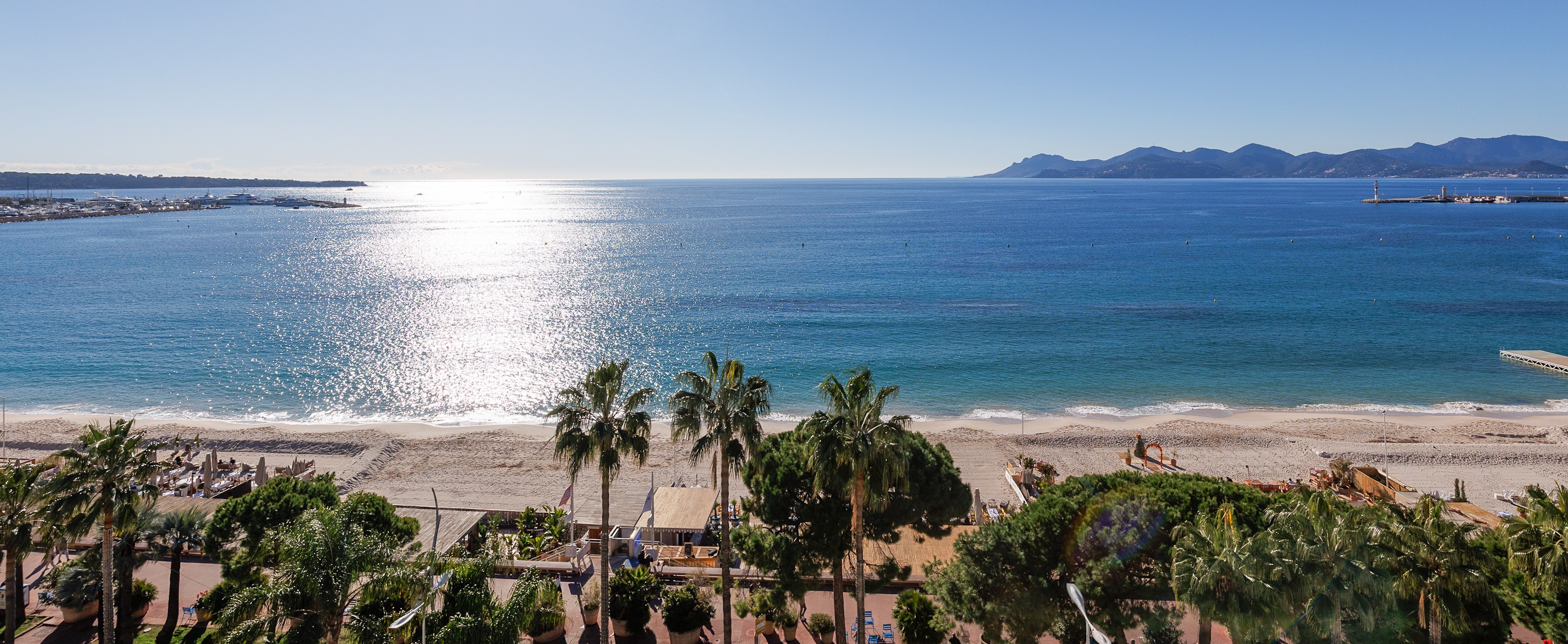 Cannes Accommodations AMWC 2027 apartment rental