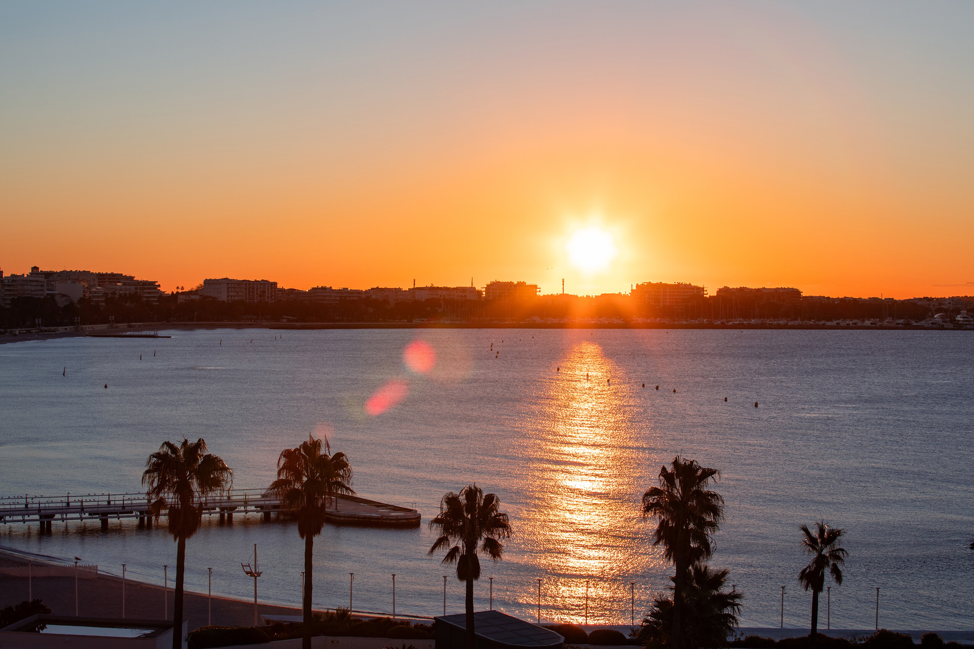 Cannes Accommodations Datacloud Global Congress apartment rental
