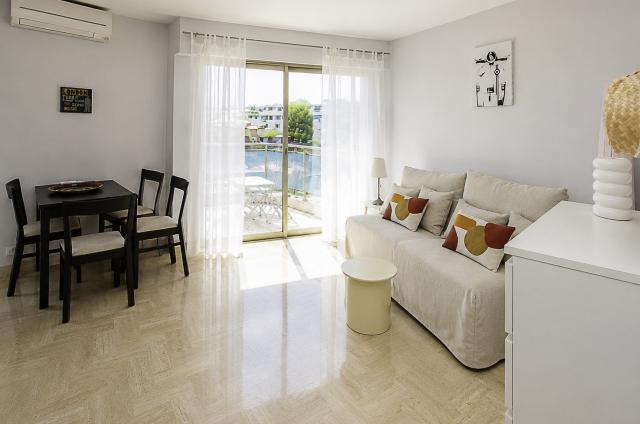 Mipim apartment rental Cannes D -251 - Details - Luna stud