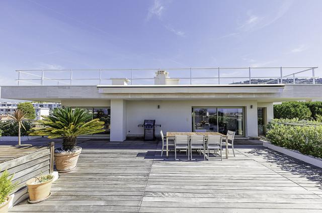 Mipim apartment rental Cannes D -251 - Details - Luna