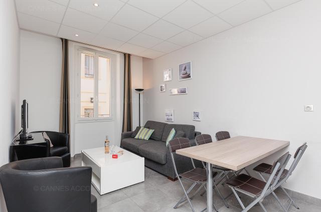 Residence Aout 21_2874_1.jpg