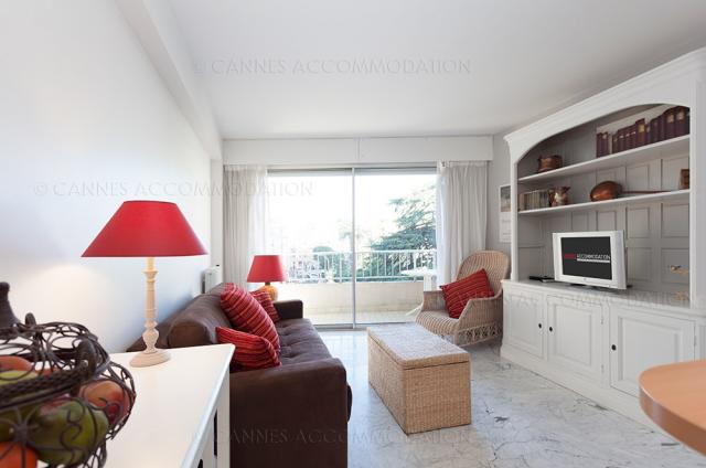 Location appartement Cannes Yachting Festival 2024 J -116 - Details - Sindon
