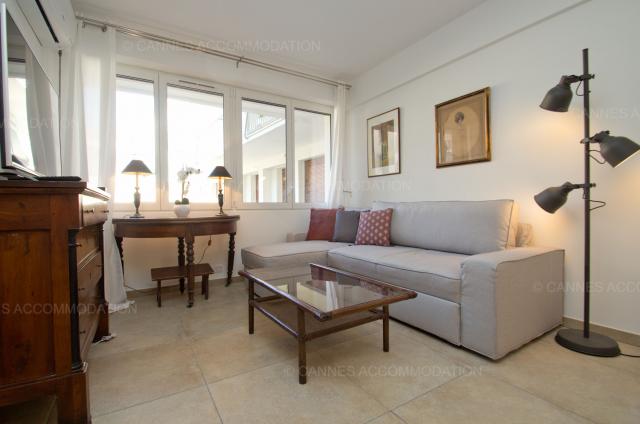 Location vacances à Cannes: votre choix d'appartements et villas - Hall – living-room - Stella