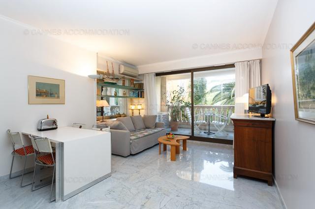 Location appartement Cannes Yachting Festival 2024 J -116 - Details - Wag studio