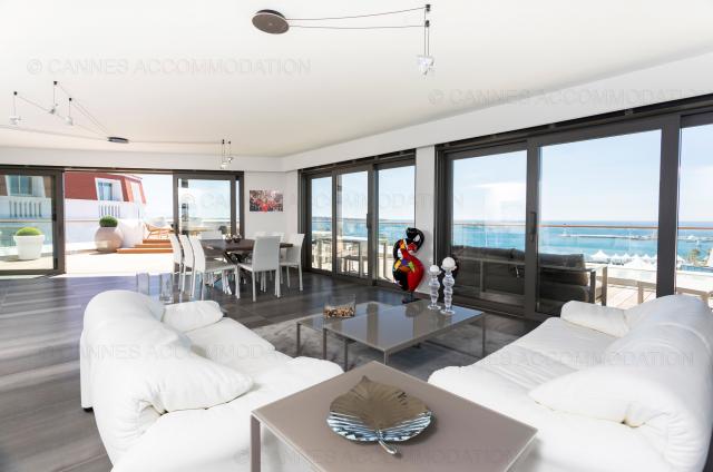 Location vacances à Cannes: votre choix d'appartements et villas - Hall – living-room - 7 Croisette 7C901