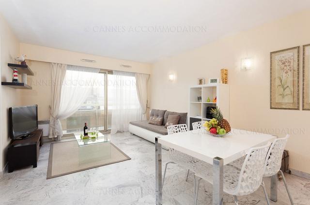 Cannes Film Festival 2023 apartment rental D -48 - Dining room - Maia